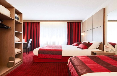 Secteur 3 Hotel | Kyriad Grenoble Centre