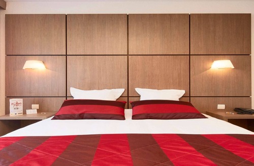 Secteur 3 Hotel | Kyriad Grenoble Centre