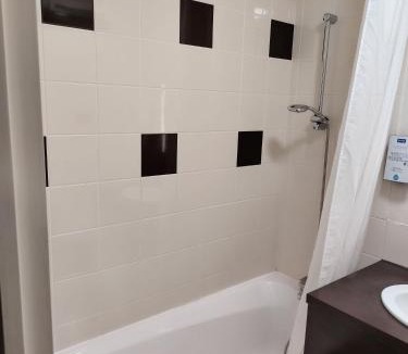 Laon Hotel | Kyriad Laon