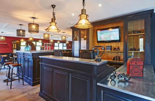 Hem Hotel | Kyriad Lille Est - Hem