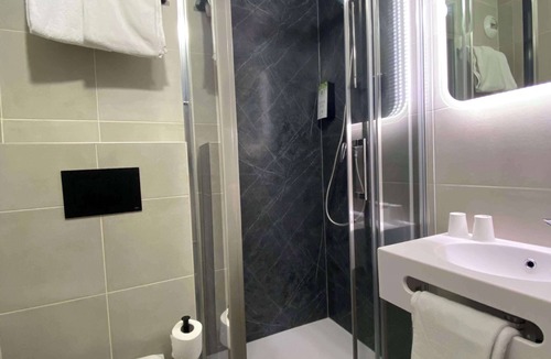 Fives Hotel | KYRIAD LILLE GARE - Grand Palais