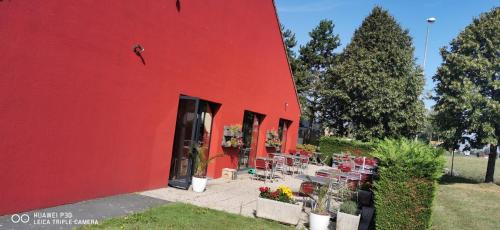 Roncq Hotel | Kyriad Lille - Roncq