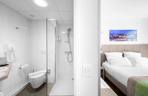 Meyzieu Hotel | KYRIAD LYON EST - Stadium - Eurexpo