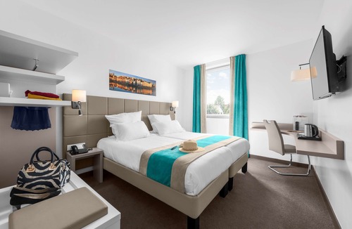 Meyzieu Hotel | KYRIAD LYON EST - Stadium - Eurexpo