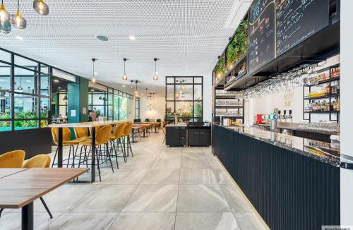 Limonest Hotel | KYRIAD LYON OUEST Limonest