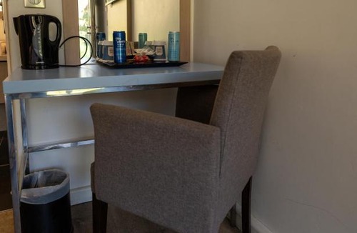 Sainte-Foy-les-Lyon Hotel | Kyriad Lyon Sud Sainte Foy