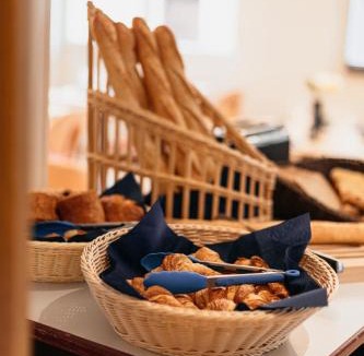 Metz-Centre – Ancienne Ville Hotel | Kyriad Metz Centre - Restaurant Moze