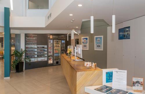 Lunel Hotel | Kyriad Montpellier Est - Lunel