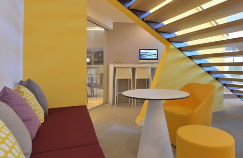 Lunel Hotel | Kyriad Montpellier Est - Lunel