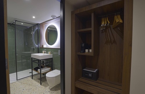 Lattes Hotel | Kyriad Montpellier Sud - A709