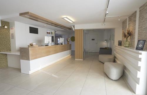 Lattes Hotel | Kyriad Montpellier Sud - Lattes