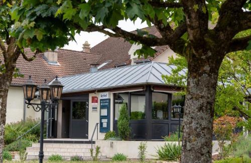 Nuits-Saint-Georges Hotel | Kyriad Nuits Saint Georges Dijon Sud