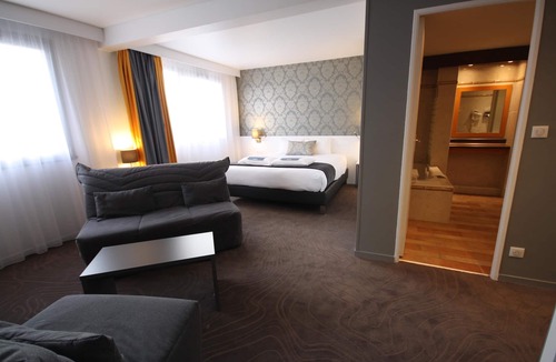 Saint-Pierre-des-Corps Hotel | Kyriad Tours - Saint Pierre des Corps Gare