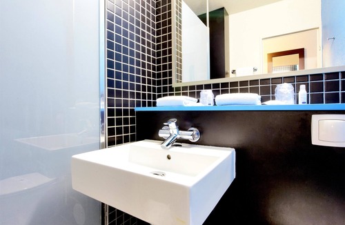 Quartier Chatillon Hotel | Kyriad Viry Chatillon