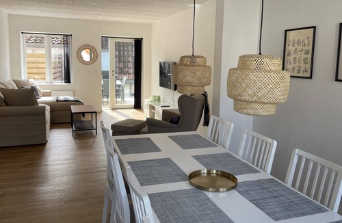 Give Condo | Lækker Lejlighed Give Centrum