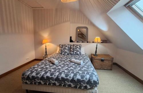 Neuillay-les-Bois House | LÉden du Tertre Blanc