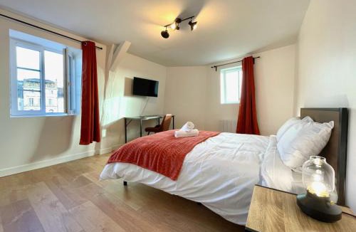 Chateau-du-Loir Apartment | Légendes de la piste - SOnights