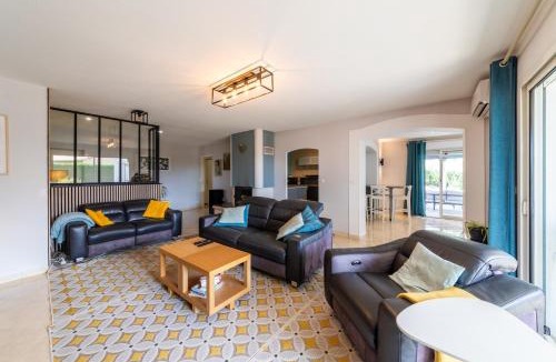 Fals House | L’Âme des Vignes - Climatisée avec piscine