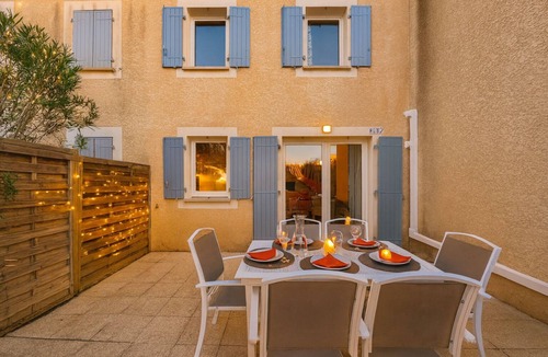 Calvisson Apartment | L’Échappée Belle, 4 guests, Pool in Calvisson