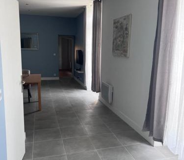 La Reole Apartment | L Échappée Réolaise