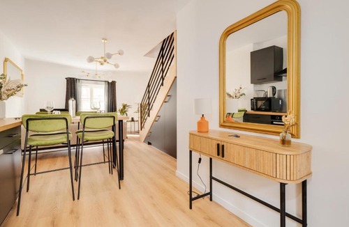 Saint Nicolas - Charles III - Ville vieille - Trois Maisons - Leopold Apartment | L'éclat de Gambetta - Place Stanislas - 6 Pers