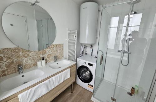 Saint-Mars-la-Jaille Apartment | L'Éclat de l'Erdre, Central, Cozy ET Colorful
