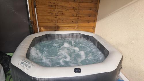 Moret-Loing-et-Orvanne House | L'écluse d'Episy-Havre romantique avec spa