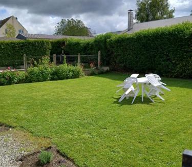 Le Nouvion-en-Thierache House | L école buissonnière