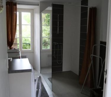 Ambillou-Chateau House | L'école Buissonnière