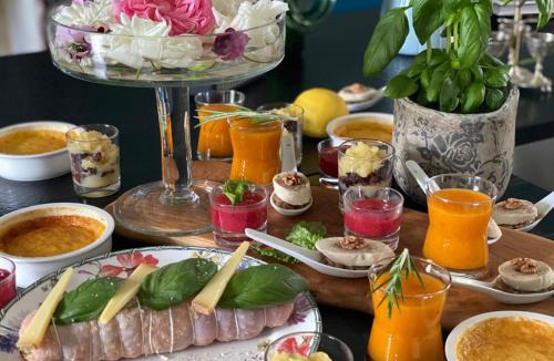 Maigne Bed & Breakfast | L'école des garçons