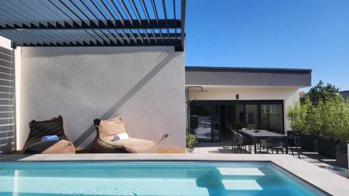 Thionville Apartment | L'écrin Céleste