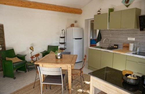 Saint-Siffret House | L'écrin de la Garrigue