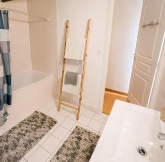 Trevoux Apartment | L 'Écrin de Trévoux 3 Chambres confort