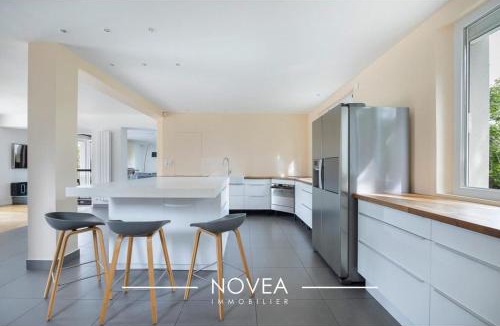 Dommartin Villa | L'Écrin des Greens