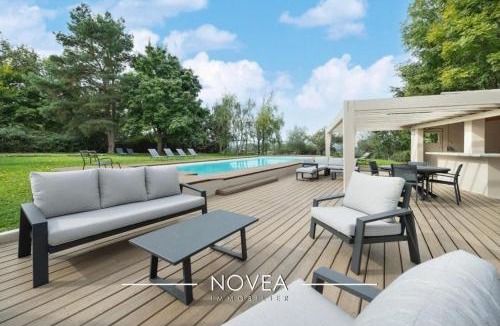 Dommartin Villa | L'Écrin des Greens