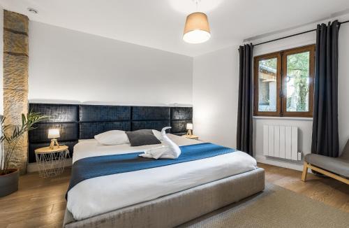 Pougny Villa | L Écrin des Sieurs