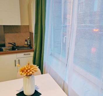 Centre ville - Urbanistes Apartment | L'écrin médiéval