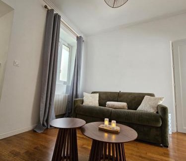 Bollee Apartment | L'Écrin Manceau Élégance, Sérénité et Confort