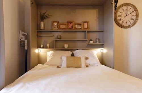 Alco Apartment | L'écrin, Studio Cosy, MBS, Wifi, Parking, Clim