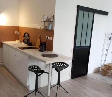 Montcuq Apartment | L'édredon de Joséphine