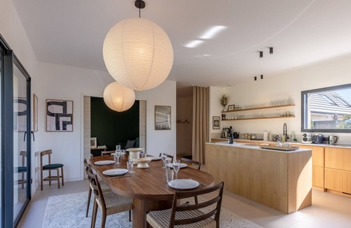 Honfleur House | L'Élégance | 115 m² | 4 + 2 guests | Design & Nature