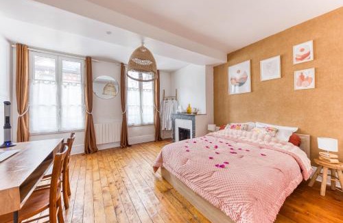 Dreux Apartment | L'élégance - La Petite Provence & La belle époque - hyper centre