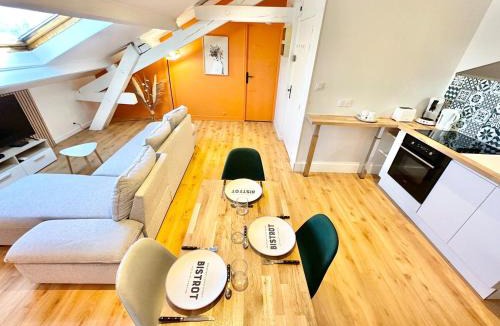 Mont-de-Marsan Apartment | L'Élégance Montoise - Plein Centre - Tout Confort