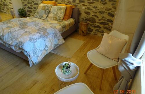 Marcouyeux (le Jardin) Bed & Breakfast | L étable au naturel