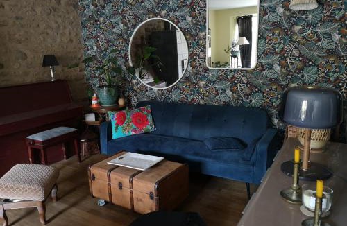 Saint-Pierre-Langers House | L'étable buissonnière