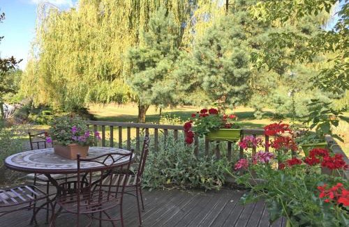 Escalans Bed & Breakfast | L'étable des amis