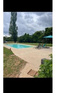 Ussac House | L'étang du griffolet 3