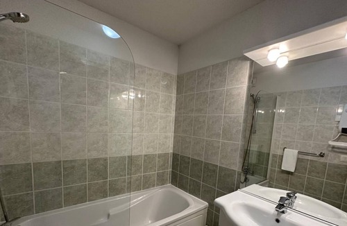 Sainte-Marie-la-Blanche Apartment | L'Étape Bourguignonne