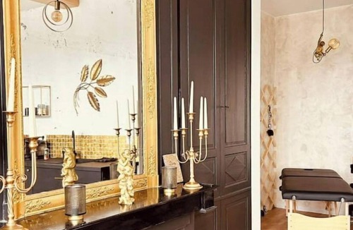 Illiers-Combray Apartment | « L'étreinte Dorée »