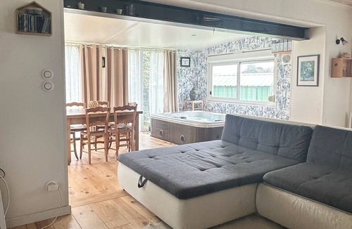 Moutiers-les-Mauxfaits House | L Évasion